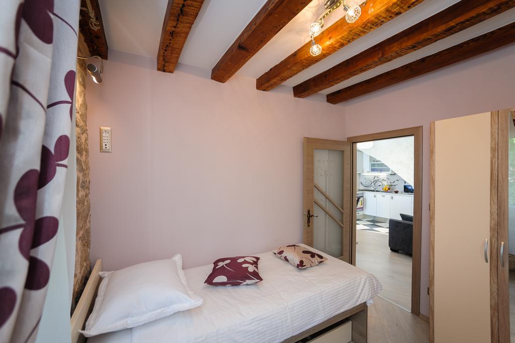 Apartment And Room Nona Stella Split Exterior foto